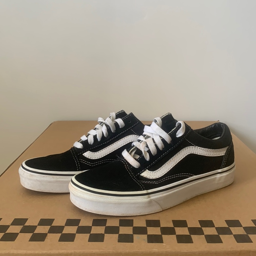 Vans old school shoe